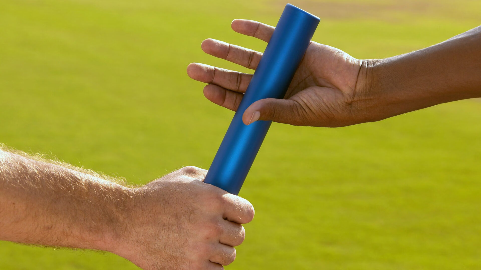 开云体育app-加拿大鏖战毕尔巴鄂，门迪成为全场焦点，一双手与一座城的百年重量